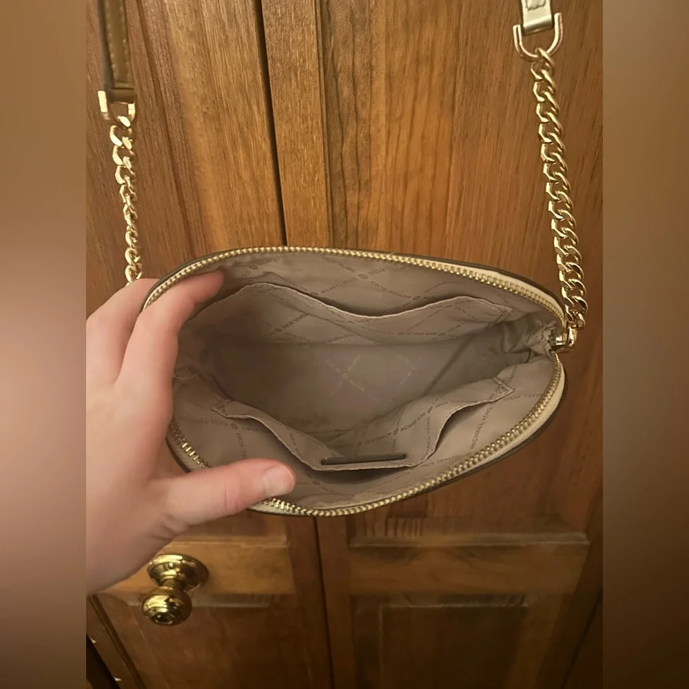 Michael Kors Jet Set Travel Medium Logo Dome Crossbody Bag W/ Gold Hardware